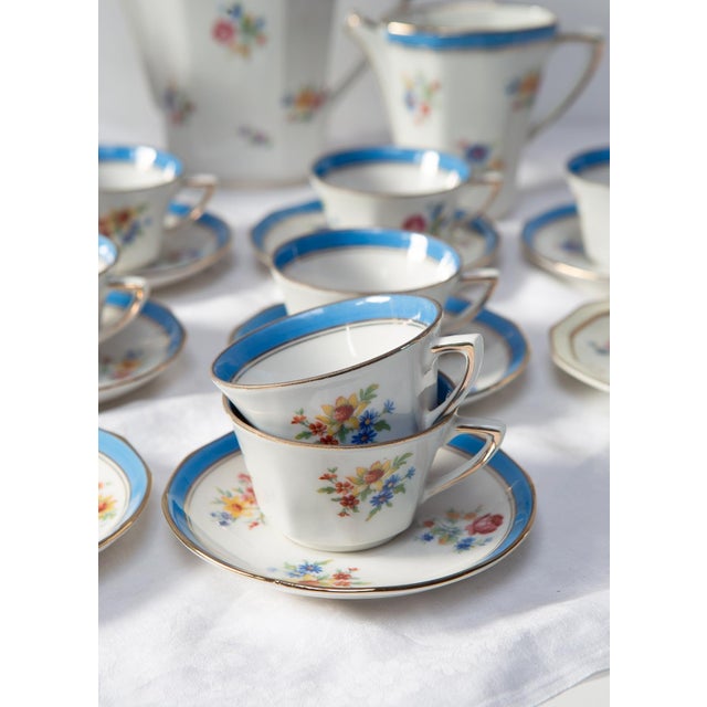 Made in the historic Gaucher Blin factory in Vierzon, France. "Ets. A. Blin - Porcelaines" This set comprises the...