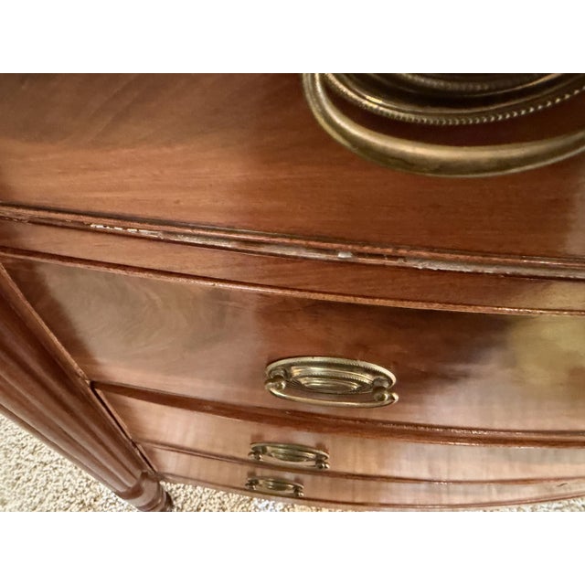 Antique American Federal Bowfront Chest of Drawers, Flame Mahogany, C. 1820 For Sale - Image 14 of 15