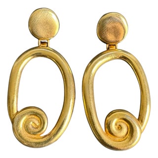 Vintage Gold Large Statement Earrings Clip-on Runway Maximalist Dangle Drop For Sale