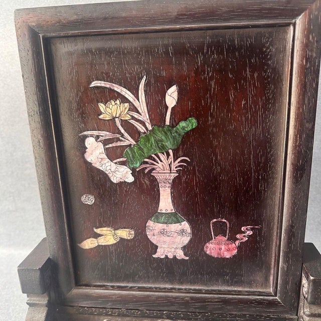 Elevate your home decor with this exquisite vintage Chinese table screen (also known as a "Pingfeng"). Expertly crafted...