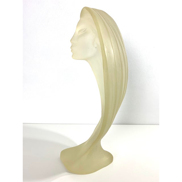 Cool 80s vintage bust of a woman. Marked Austin Prod Inc 1985. In good vintage condition. Measures approximately 15.75"h x...