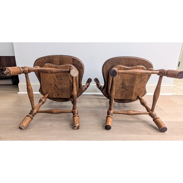 Vintage Ethan Allen Heirloom Nutmeg Comb Back Windsor Maple Chair Pair For Sale - Image 9 of 11