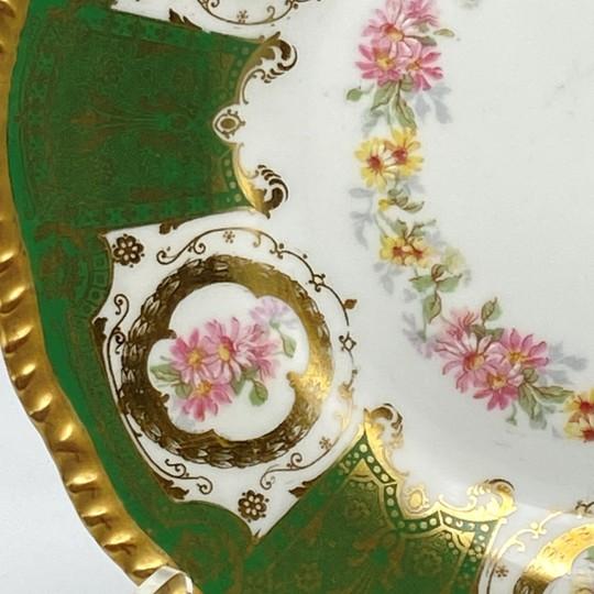 Ceramic Limoges D&c R. Delinieres Hand Painted Gilded Cabinet Plate (Antique Ca. 1890, France, Victorian-Style) 9.5 Inch For Sale - Image 7 of 16