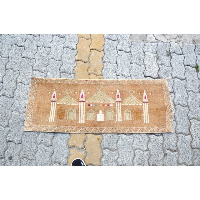 1960s Vintage Turkish Prayer Rug For Sale - Image 6 of 6