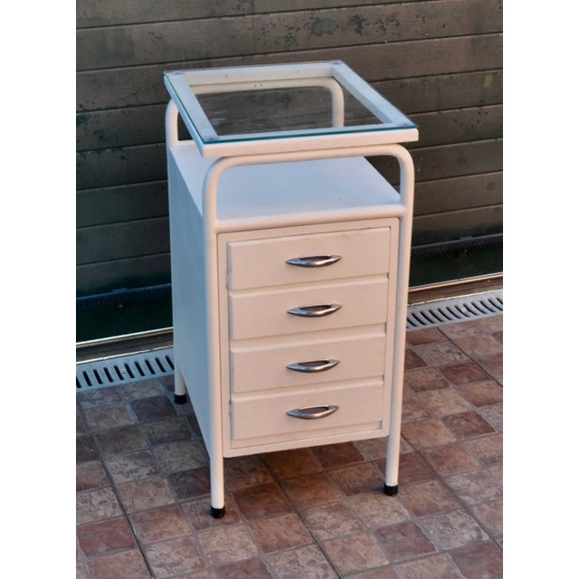 Chest of Drawers, 1960s, in Good conditions. Designed 1960 to 1969