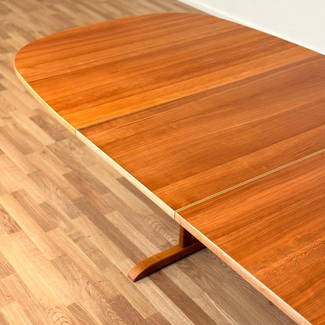 Oval Dining Table in Cherry by Gangsø, Denmark, 1990s For Sale - Image 3 of 10