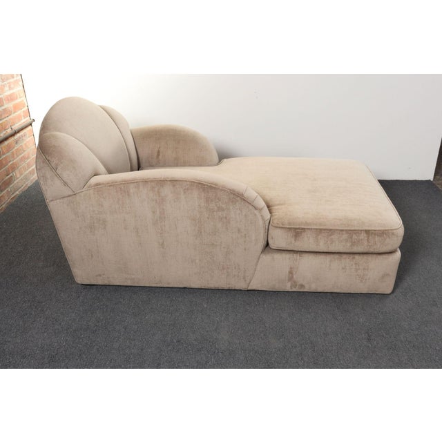 1970s Vintage Art Deco-Style Chaise Lounge in Taupe Chenille With Ebonized Plinth Feet For Sale - Image 5 of 18