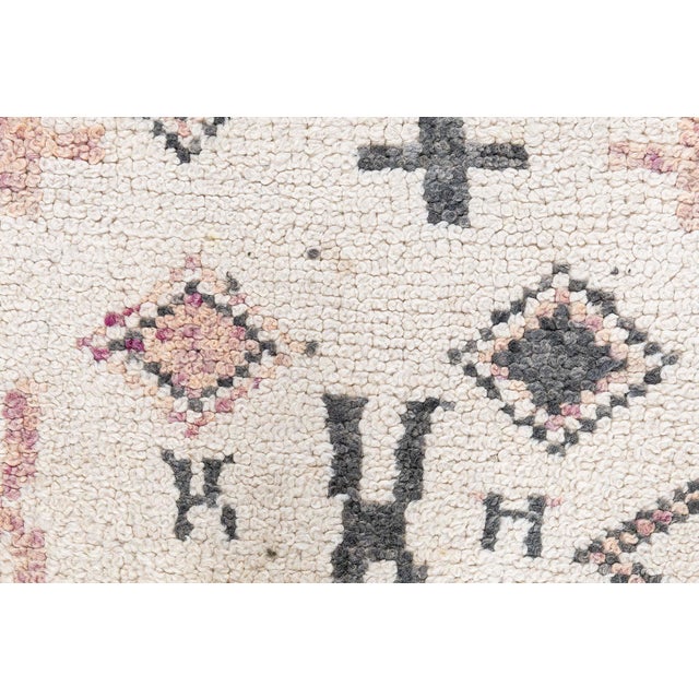 Textile Doris Leslie Blau Moroccan Vintage Rug – Intricate Tribal Geometry For Sale - Image 7 of 9