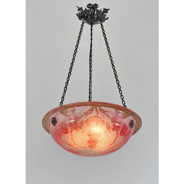 Charles Schneider - Le Verre Français A wonderful French art deco hanging fixture in wrought iron with a nice Schneider Le...