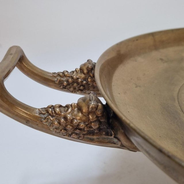 19th-Century Neoclassical French Bronze Centrepiece by Ferdinand Levillain For Sale - Image 9 of 17
