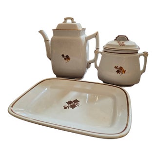 Three Tea Leaf Pattern 19th Century Meakin Ironstone Pieces For Sale
