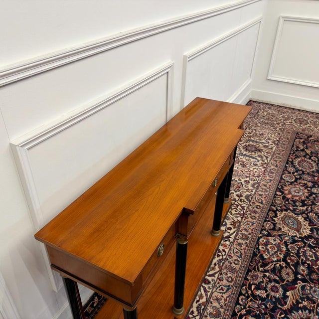 Classic Italian Side Table from Selva For Sale - Image 14 of 17