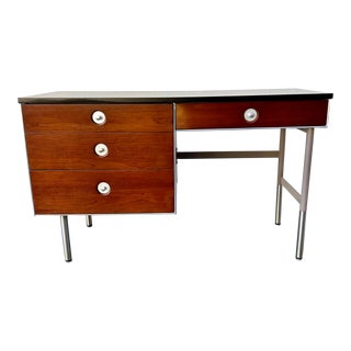 1960s Vintage Mid Mod Desk by Raymond Loewy for Hill Rom For Sale