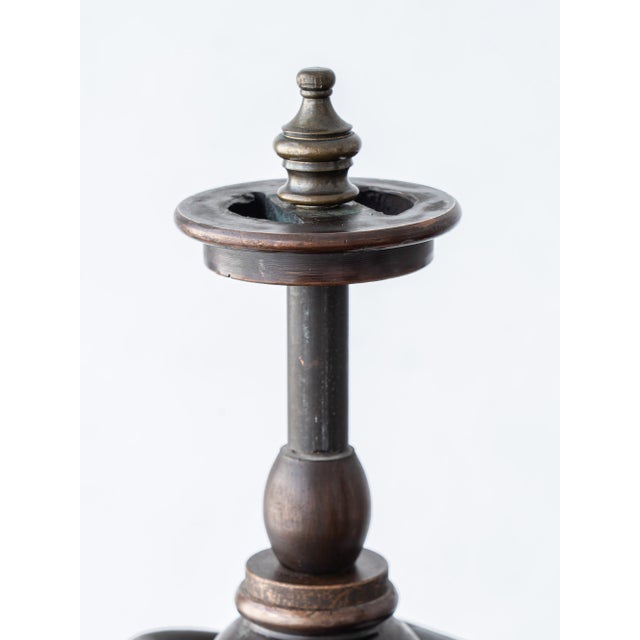 Vintage Art Nouveau Dragonfly Leaded Glass Table Lamp with Bronze Base in the style of Tiffany For Sale - Image 15 of 18