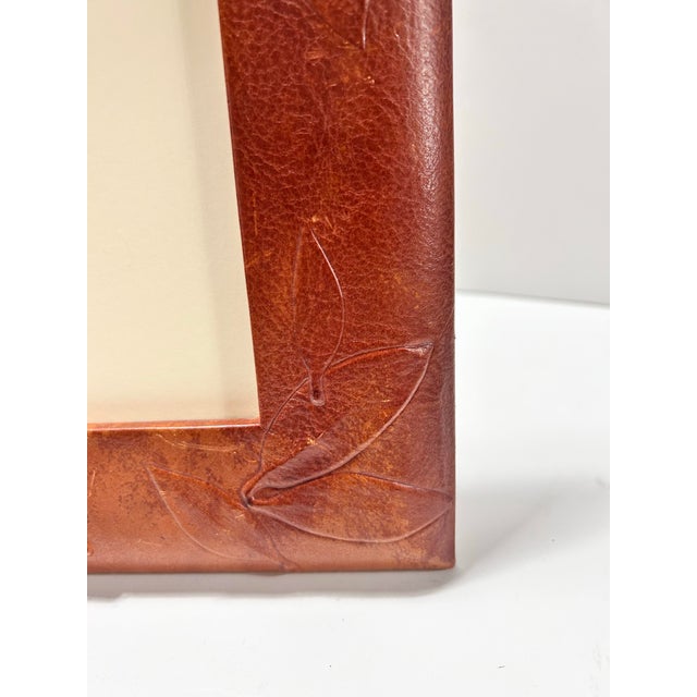 Vintage Tooled Leather Picture Frame With Leaf Motif, Holds 4x6 Photo For Sale - Image 9 of 12
