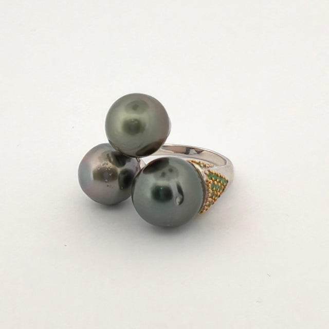 Gemstone Bochic “Orient” Vintage South Sea Pearl & Fancy Sapphires Ring Set 18K Gold & Si For Sale - Image 7 of 9