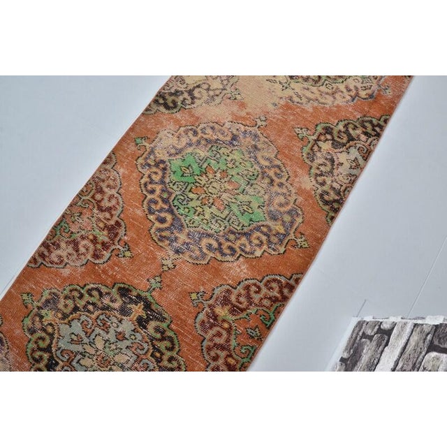 1950s Ornate Turkish Rug, Minimalist Runner for Hallway or Entryway For Sale - Image 10 of 10