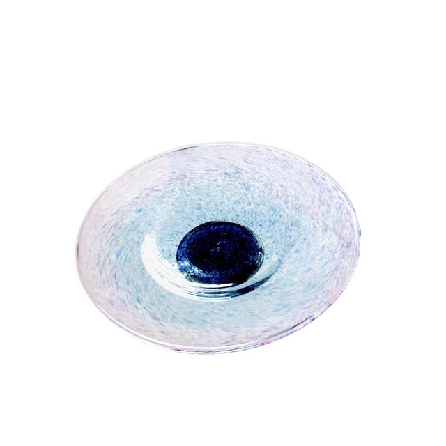 1980s Vintage Signed Cowdy Glass Workshop Studio Art Plates – Blue & Pink Ombré (Pair) -- Westminster Gallery, Boston, Provenance 1980s For Sale - Image 5 of 8
