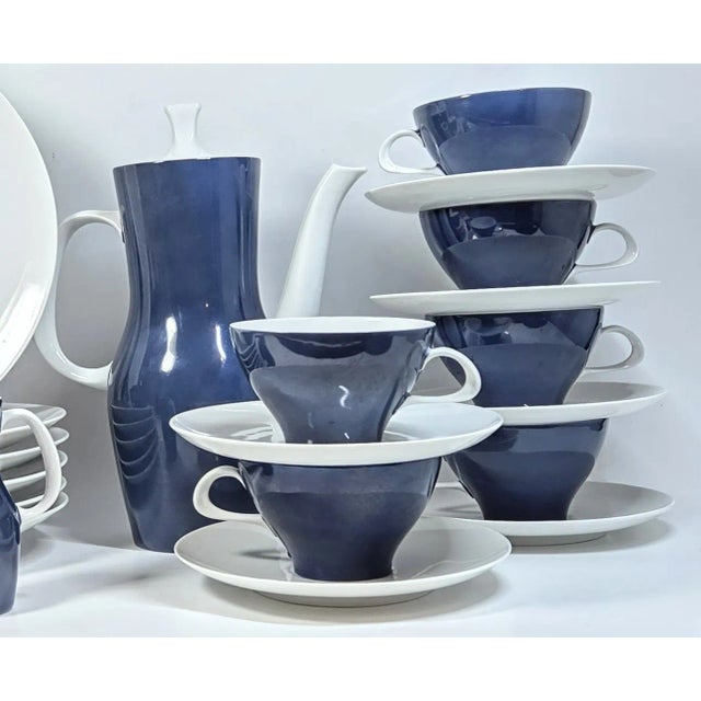 Ready for a Scandinavian style starter set of seriously high quality Mid-century german bone china? This petite set of six...