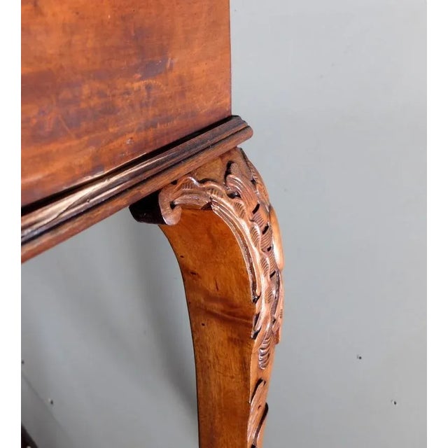 Vintage Walnut Console Table, 1970s, in Good conditions. Designed before 1890