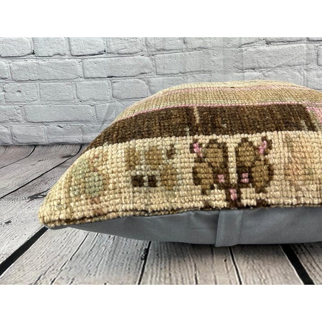 20 x 20 Rug Pillow Echoing Sands Turkish Pillow Cushion Cover For Sale - Image 4 of 4