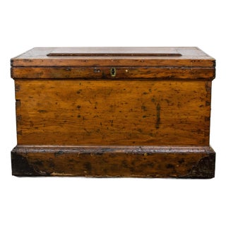 19th Century Antique Colonial Rustic Pine Carpenter’s Tool Chest Trunk or Coffee Table For Sale