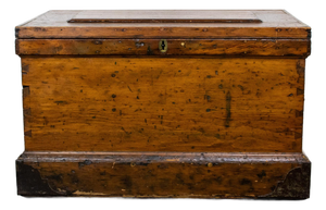 19th Century Antique Colonial Rustic Pine Carpenter’s Tool Chest Trunk or Coffee Table