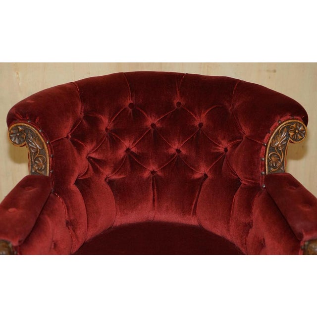 Hollywood Regency Regency Lions Head Carved Oak Armchair with Oxblood Velour Upholstery, 1810s For Sale - Image 3 of 17
