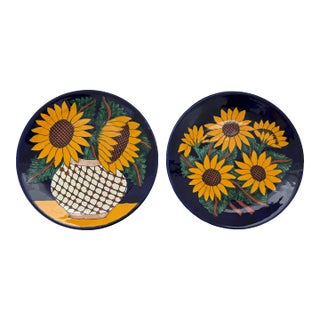 Late 20th Century Mexican Sunflower Wall Plates, a Pair For Sale