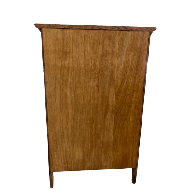 Early 20th Century Antique Quarter-Sawn Oak Sheet Music Cabinet – Arts & Crafts Mission Style, Circa 1900s For Sale - Image 5 of 11