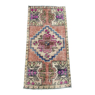 Turkish Yastik Rug 1'6" x 2'11" For Sale