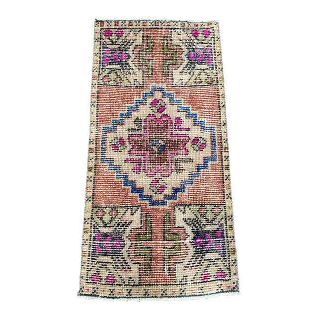 Turkish Yastik Rug 1'6" x 2'11" For Sale