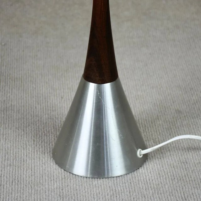 Nice pair of table lamps from Bergbom, a swedish quality manufacturer. Total high 44 cm high inkl lamp base, high on wood...