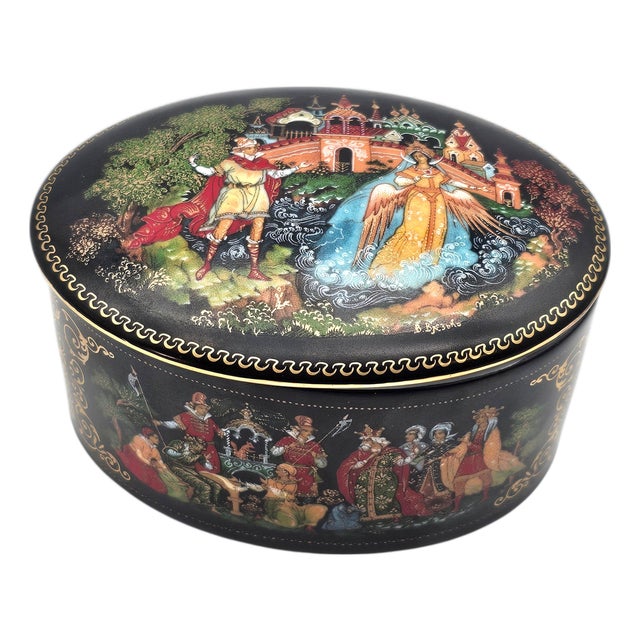 Palekh Porcelain Miniature Box “Tale of Tsar Saltan” by Vladimir Vlasov, Ussr, 4.25 For Sale