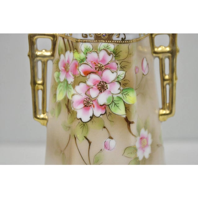 Antique Nippon Twin Handled Pink Hand Painted Porcelain Hexagon Gold Rimmed Vase For Sale - Image 4 of 13