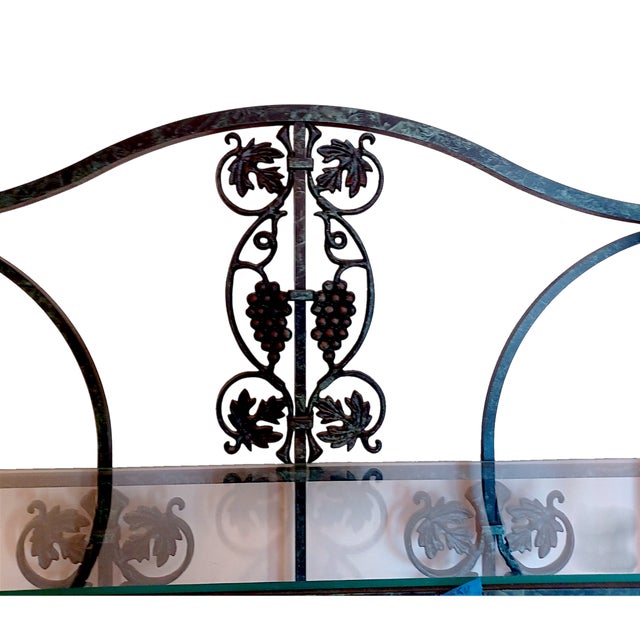 20th Century Neoclassical Revival Iron Étagère With Grape Vine Motif 5-Tier Display Shelf For Sale In Palm Springs - Image 6 of 9