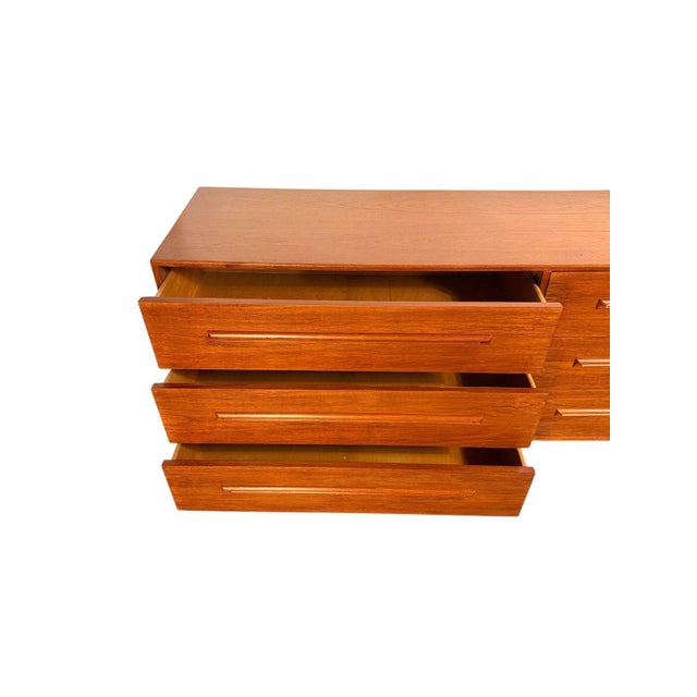 Wood Mid Century Modern Teak 6-Drawer Dresser by Westnofa of Sweden, Attributed For Sale - Image 7 of 16