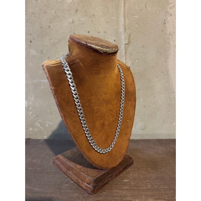 Modern Vintage Staring Silver Necklace For Sale - Image 3 of 10