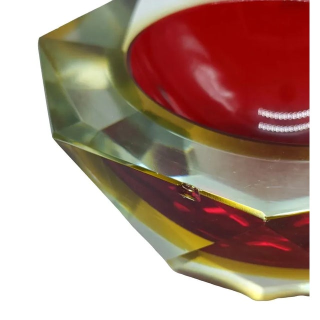 Mid-Century Modern Vintage Italian Red and Yellow Faceted Glass Diamond Bowl by Flavio Poli, 1960s For Sale - Image 3 of 8