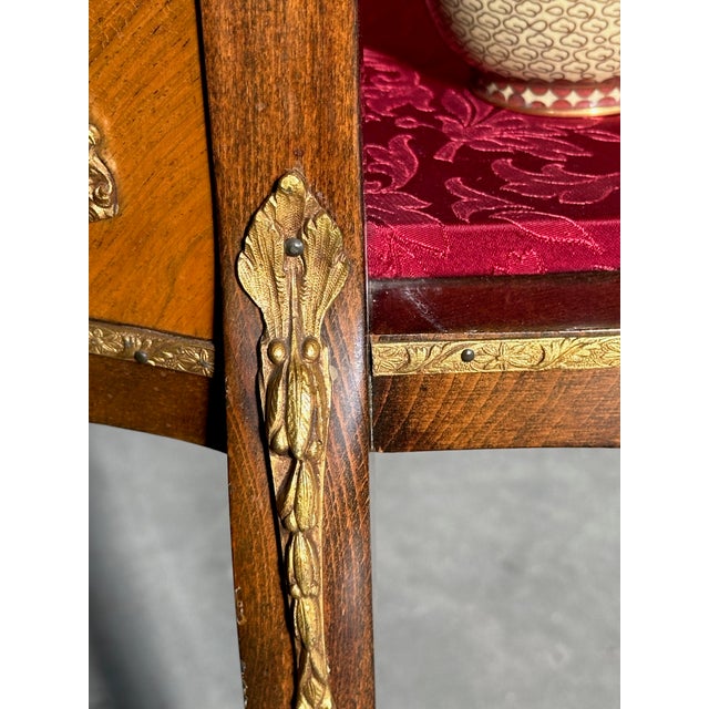 Traditional Empire Display Cabinet, 1890s For Sale - Image 3 of 5