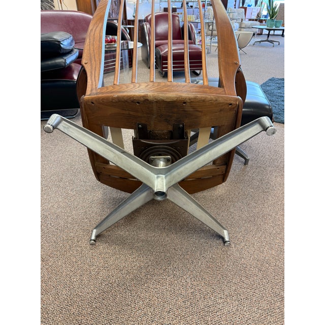 Wood Mid Century Modern Attributed Heywood Wakefield Naugahyde Swivel Lounge Chair With Ottoman Model 710d 1960’s For Sale - Image 7 of 11