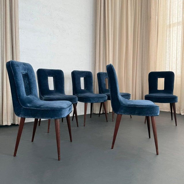 1940s Set of Six Hollywood Regency Blue Velvet Dining Chairs by Ernst Schwadron For Sale - Image 10 of 12