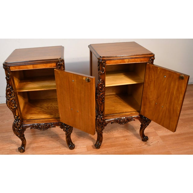 1930 French Satinwood Pair of Nightstands / Bedside Tables For Sale - Image 6 of 11