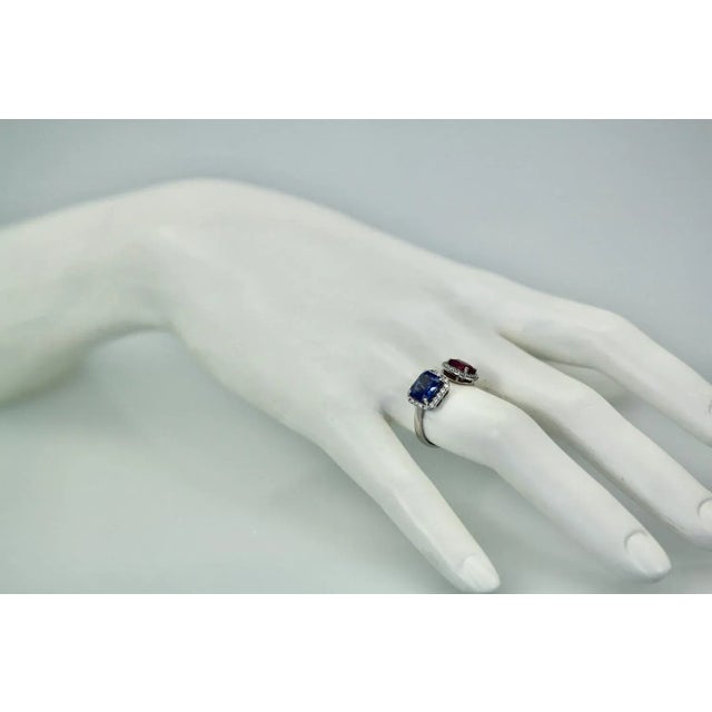 1980s 18k Blue and Pink Sapphire Diamond 3.28 Carats Ring Size 6.5 For Sale - Image 9 of 9