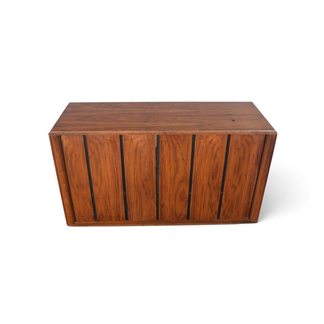 Mid-Century Modern 1960s Barzilay Tambour Stereo Cabinet in Walnut For Sale - Image 3 of 11