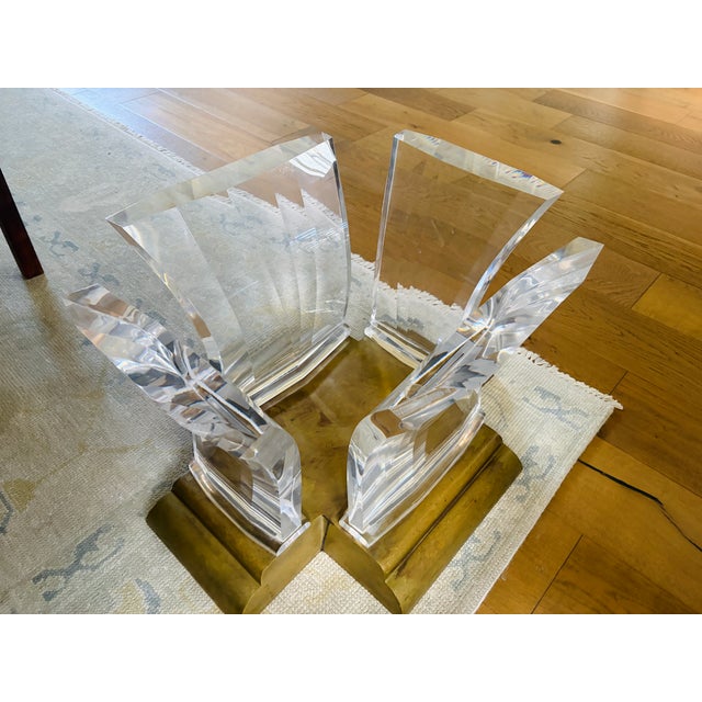 Metal Spectrum Ltd. "Washington" Lucite, Cast Brass & Beveled Glass Cocktail Table, Attributed to Jeffrey Bigelow, Circa 1985–1987 For Sale - Image 7 of 16