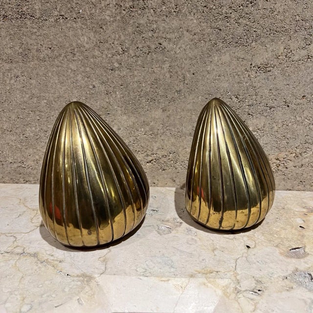 1950s Ben Seibel Brass Clam Shell Bookend Set, Mid-Century Modern, 1950s For Sale - Image 5 of 9