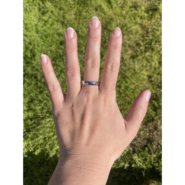 Early 21st Century Tiffany & Co Band Ring, Platinum, Ring Size 8.25, Stackable For Sale - Image 5 of 5