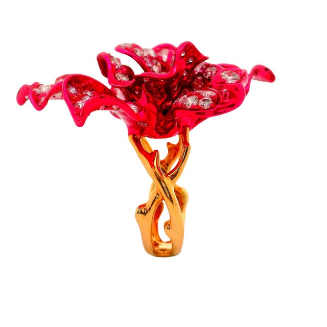 Metal Diamond 18k Gold Red-Rhodium Flower Cocktail Ring, Size 6.25 For Sale - Image 7 of 7
