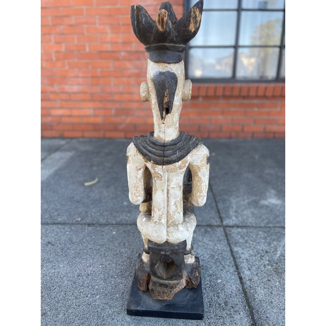 African Late 19th Century Nigerian Urhobo White Spirit Figure For Sale - Image 3 of 4